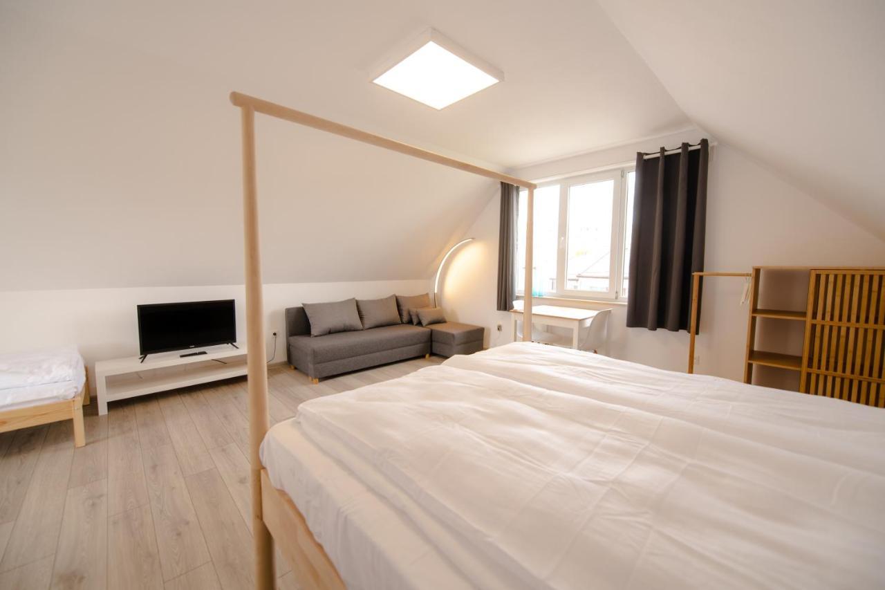 Pixel Guesthouse Tirgu Secuiesc Exterior photo