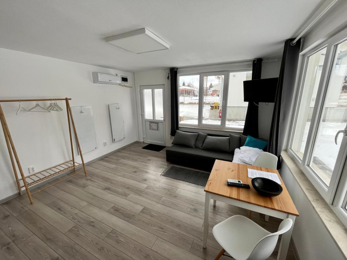 Pixel Guesthouse Tirgu Secuiesc Exterior photo